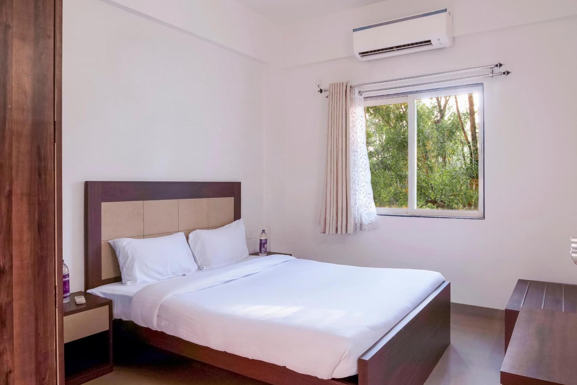 Hotel Sterling Stolen Heaven Lonavala Habitación foto