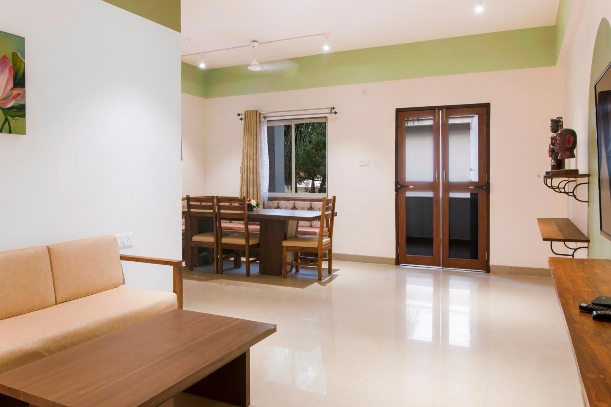 Hotel Sterling Stolen Heaven Lonavala Habitación foto