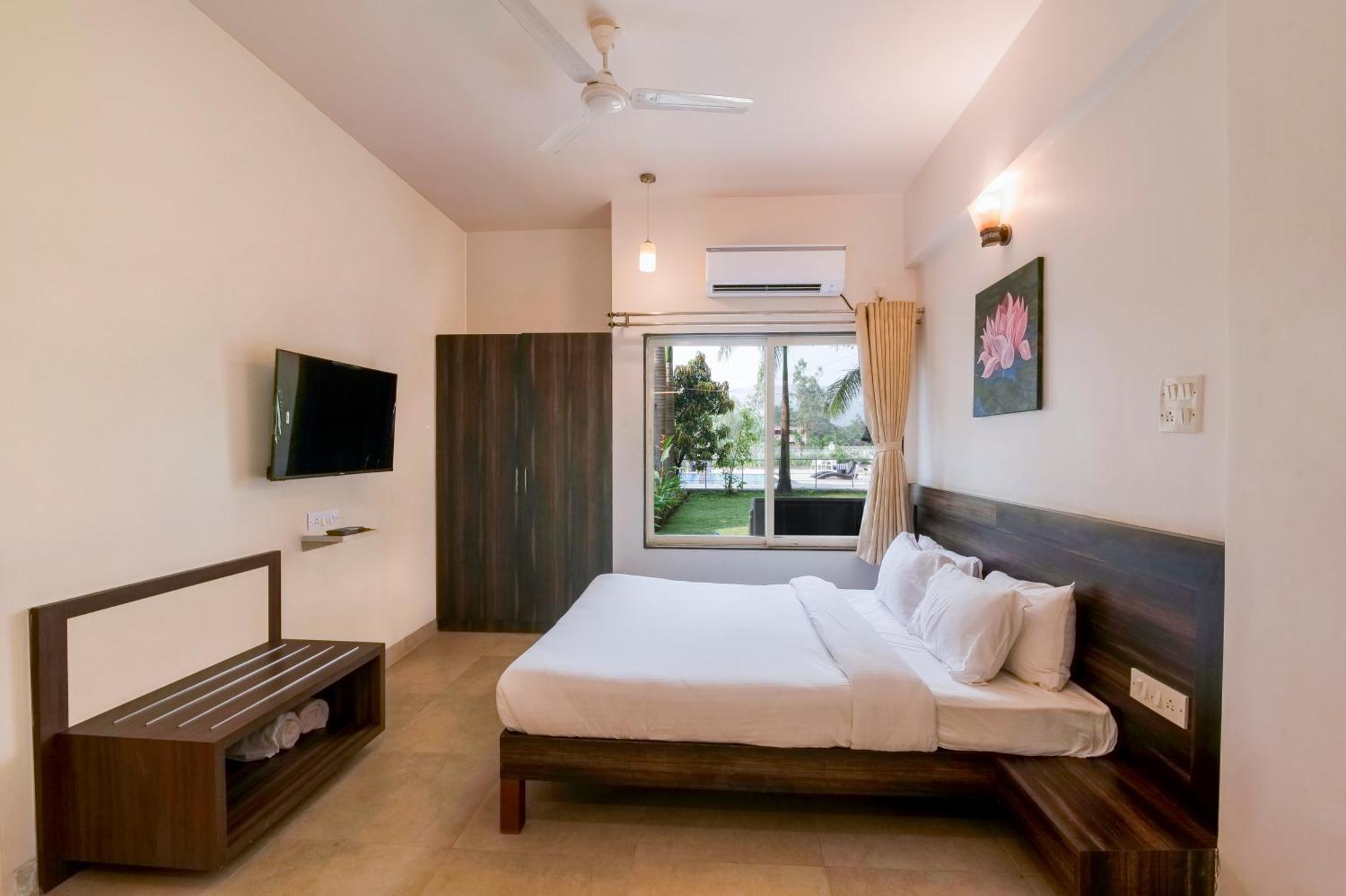 Hotel Sterling Stolen Heaven Lonavala Habitación foto